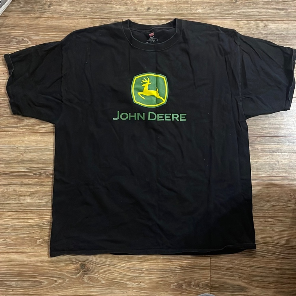 Men’s John Deere T-shirt